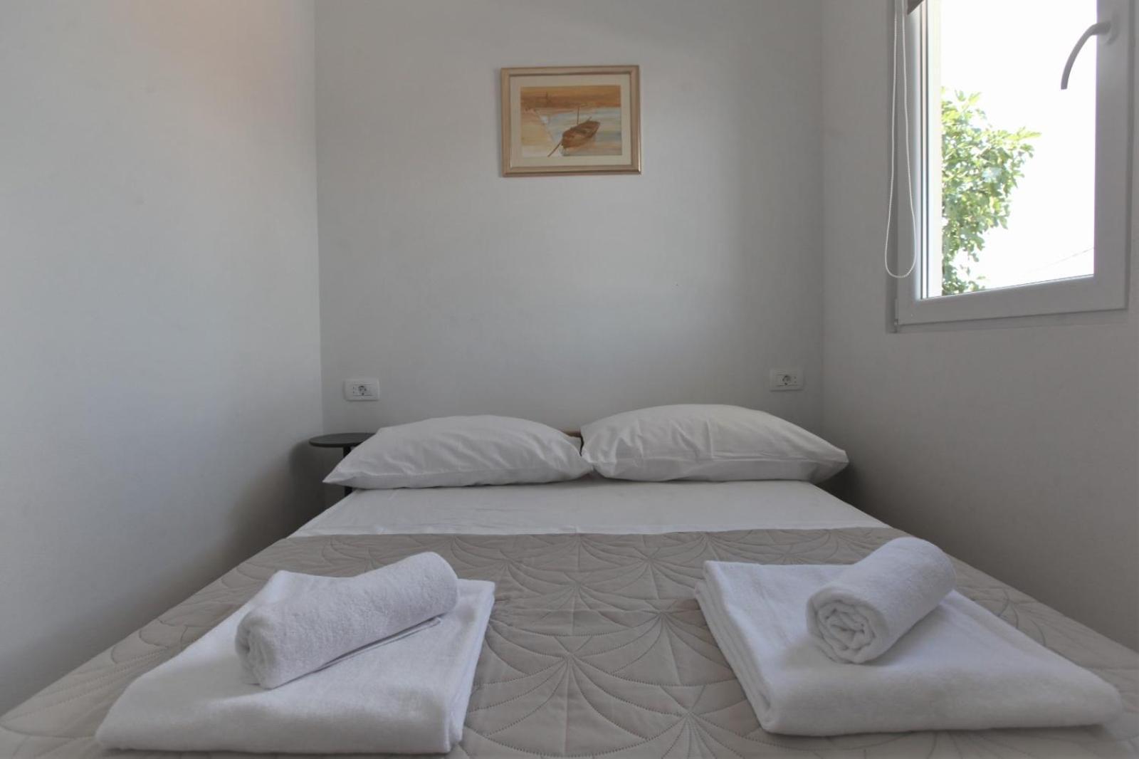 Apartment With Terrace And Sea View - Lucic Trogir Exteriér fotografie