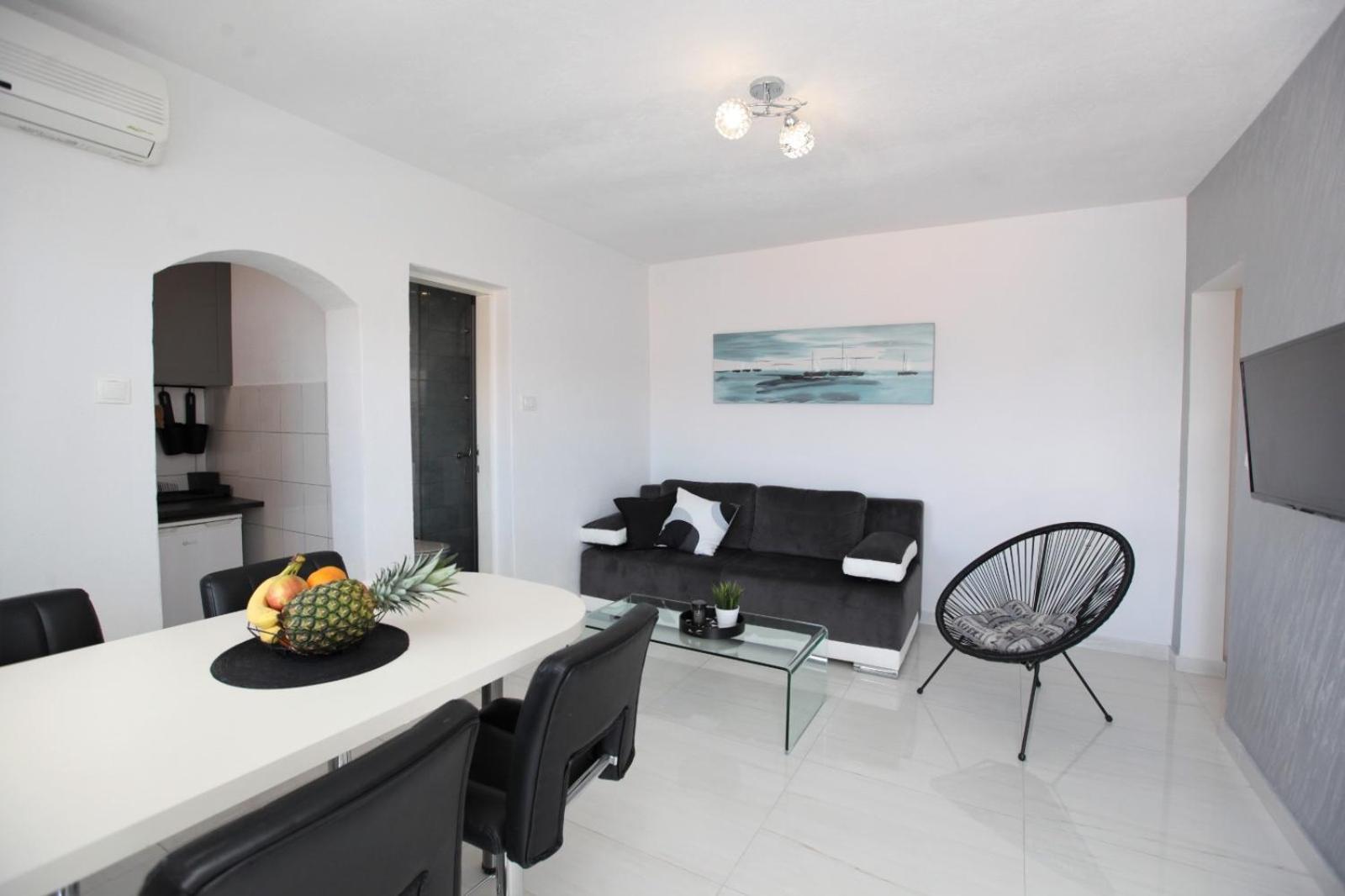 Apartment With Terrace And Sea View - Lucic Trogir Exteriér fotografie